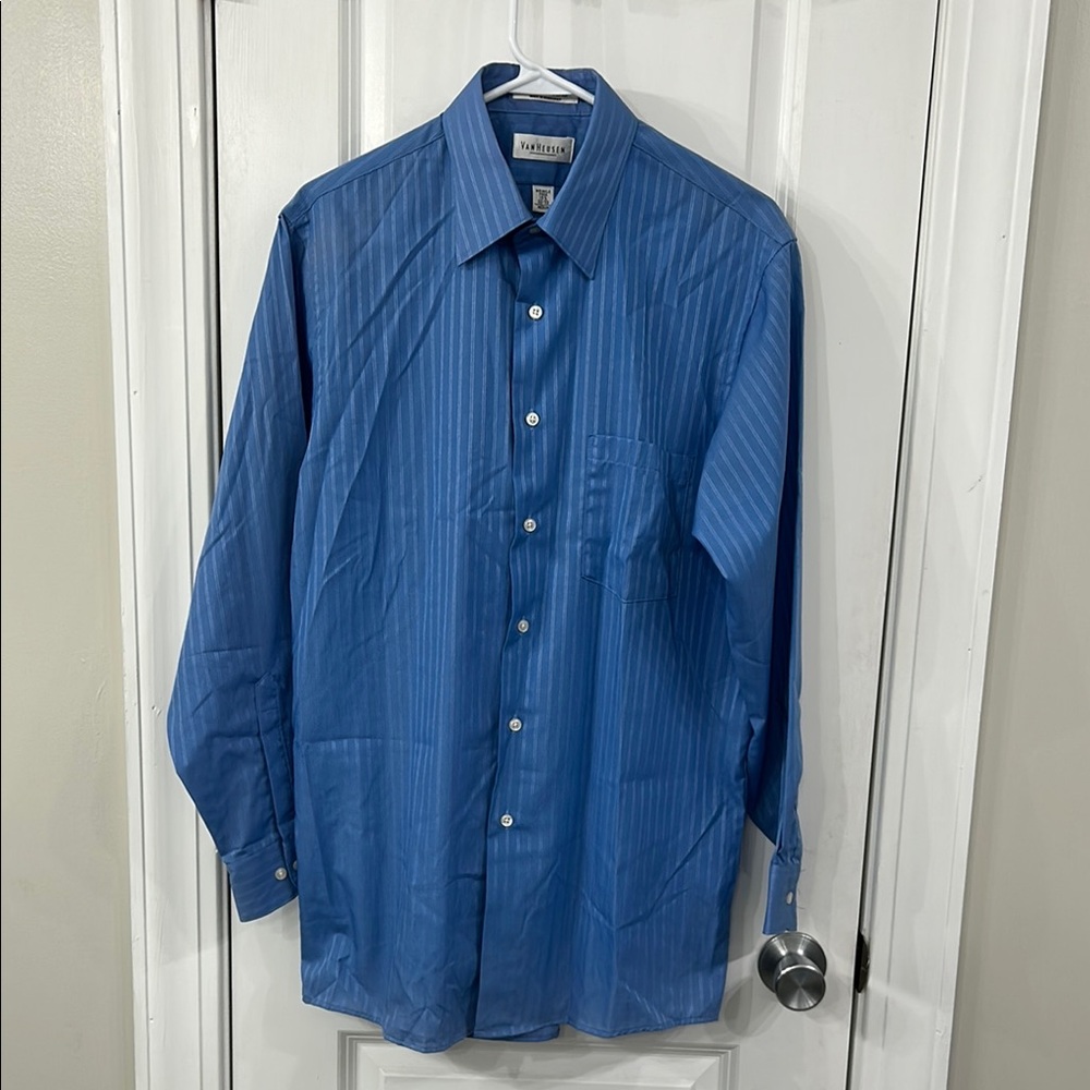 Van Heusen Blue Dress Shirt Classic Style